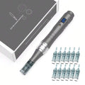 Kit Dr. Pen M8 microneedling anti-âge pour femme active, boîte avec stylo et cartouches